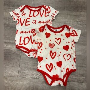 Valentine’s Day onsies❤️
